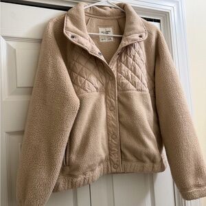 Abercrombie & Fitch Beige Quilted Jacket